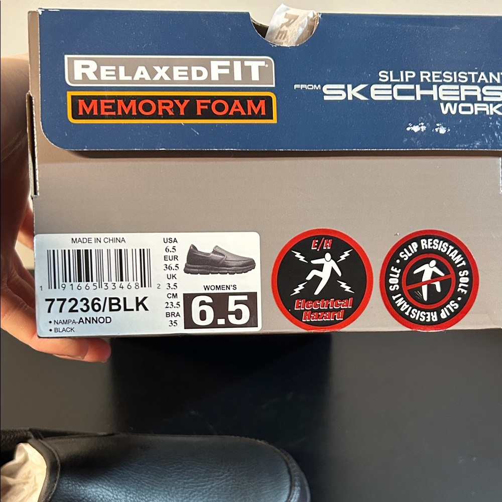 Skechers Black Relaxed Fit‎ Slip-On Loafers - Picture 9 of 9